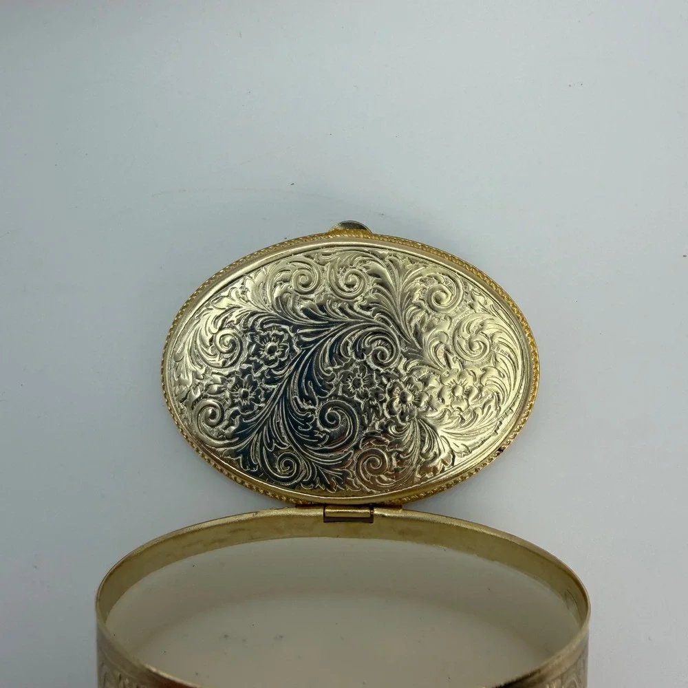Vintage Aram Firenze Italy Porcelain Floral Trinket Pill Box Roses‎ Gold Tone